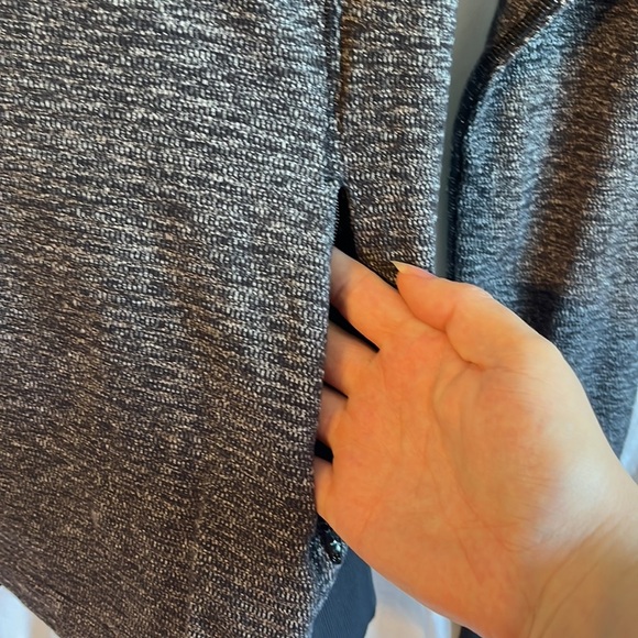 Lululemon Runderful 1/2 zip Black Heathered Slim Fit Running Jacket - Picture 9 of 12